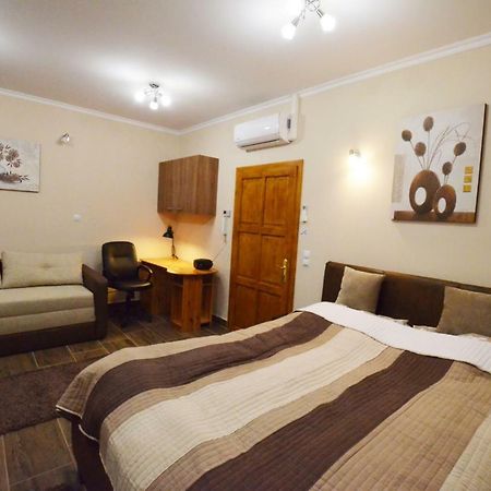 Appartement Bathory Apartman à Eger Extérieur photo