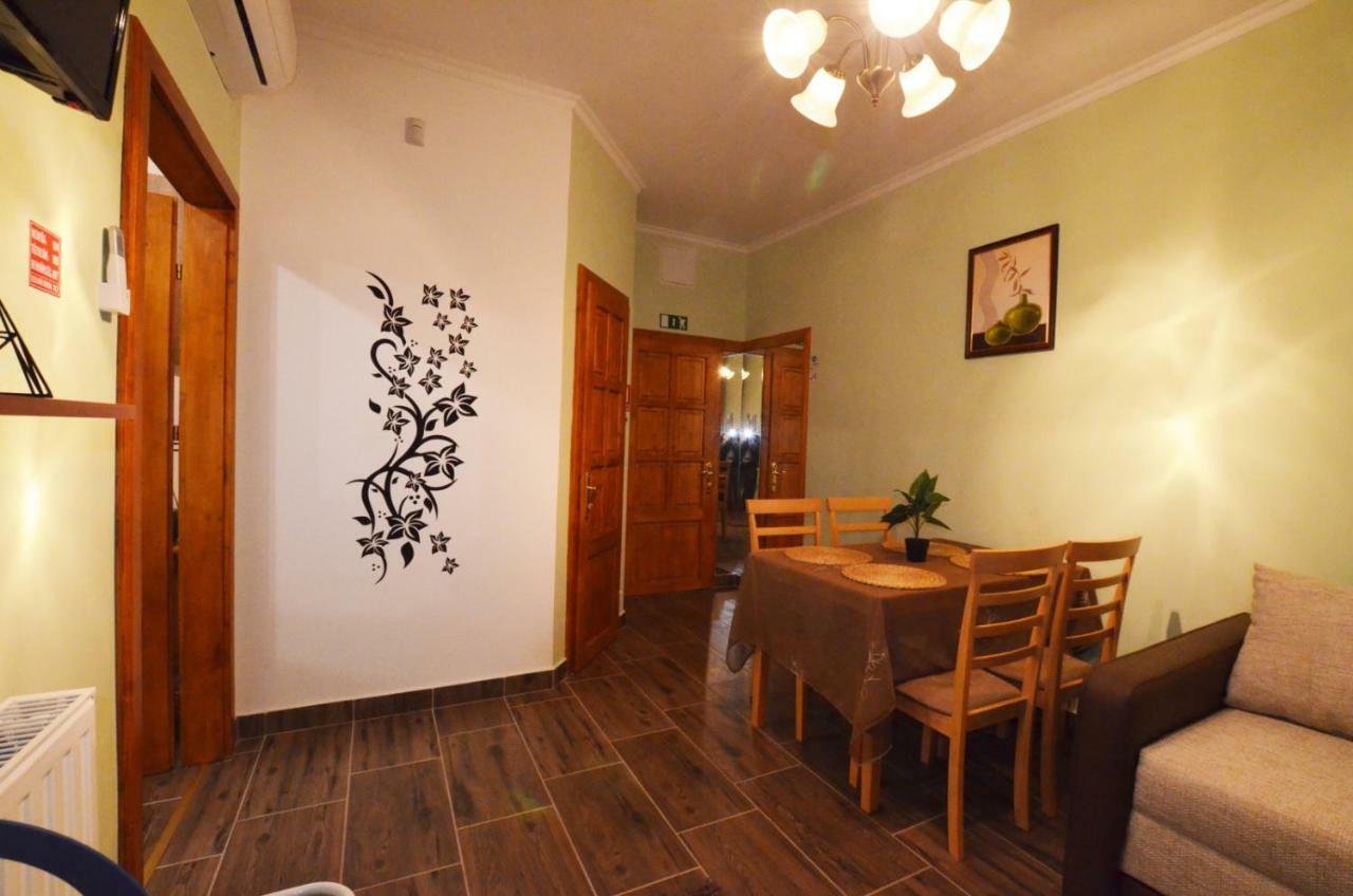 Appartement Bathory Apartman à Eger Extérieur photo