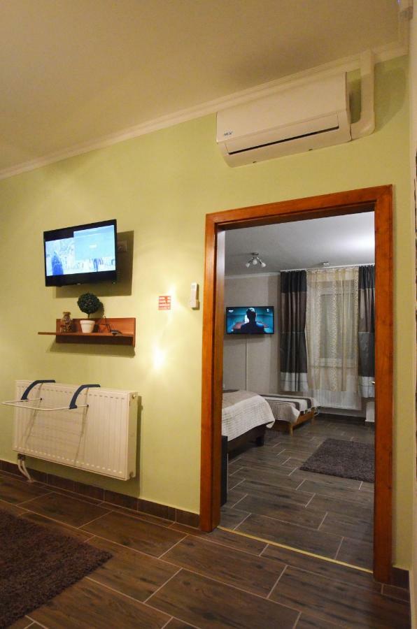 Appartement Bathory Apartman à Eger Extérieur photo